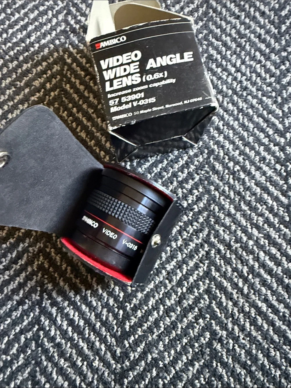 Black Video Wide Angle Lens (0.6x)